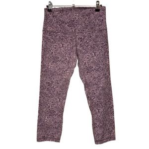 Lululemon purple knee length leggings size 8